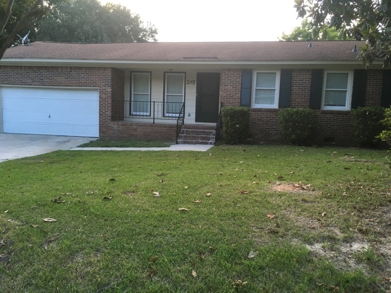 Photo - 215 Cardinal Dr