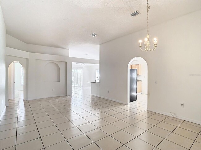 Photo - 10155 Laxton St