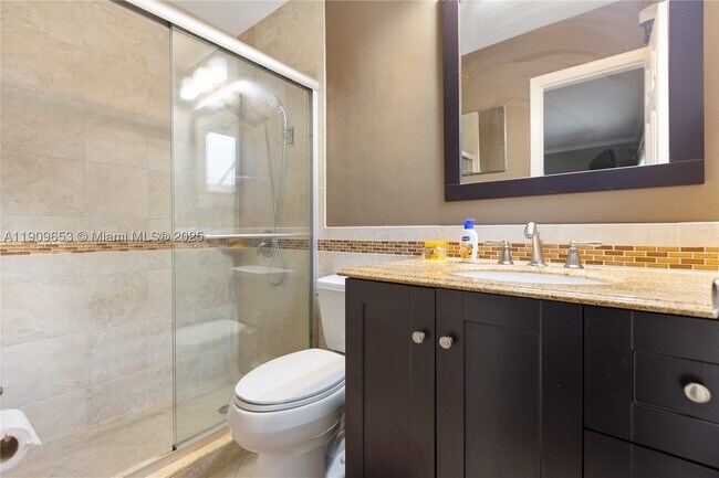 Photo - 418 SE 3rd St