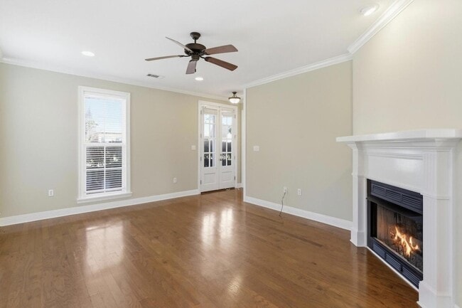 Photo - 44 Bridgefield Ct