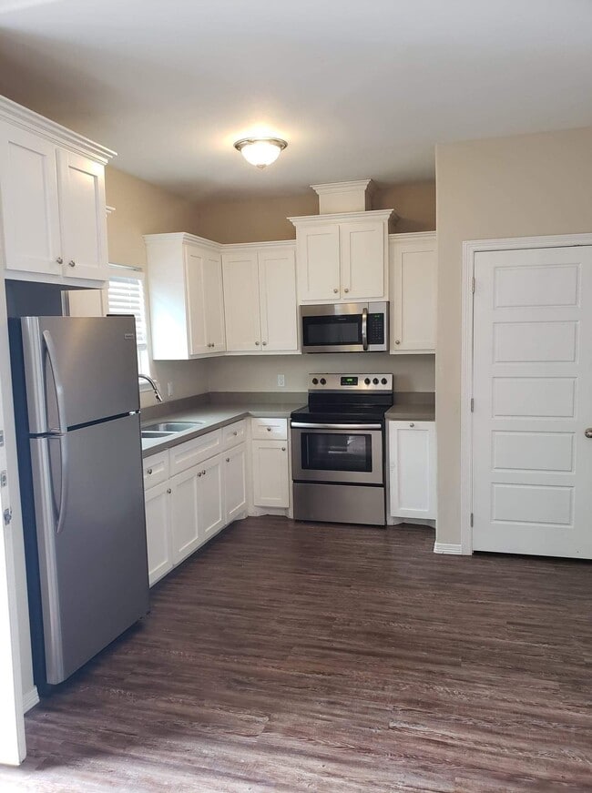 Photo - 722 W King Ave Unidad C