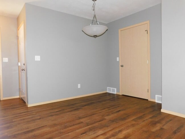 Photo - 300 Haley Pl Unit 302