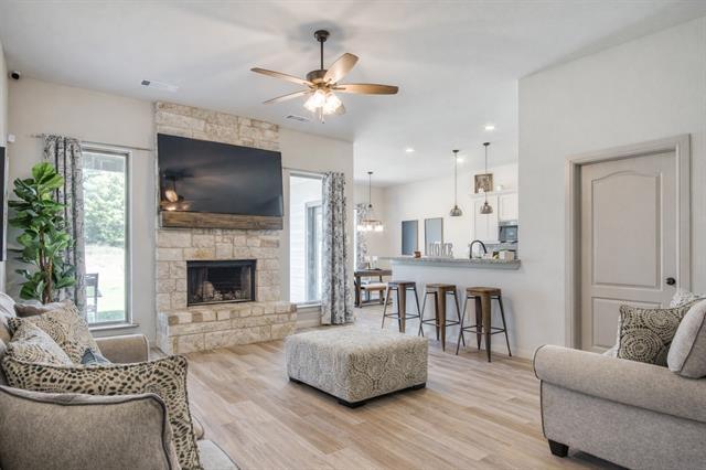 Photo - 116 Greyhound Ln