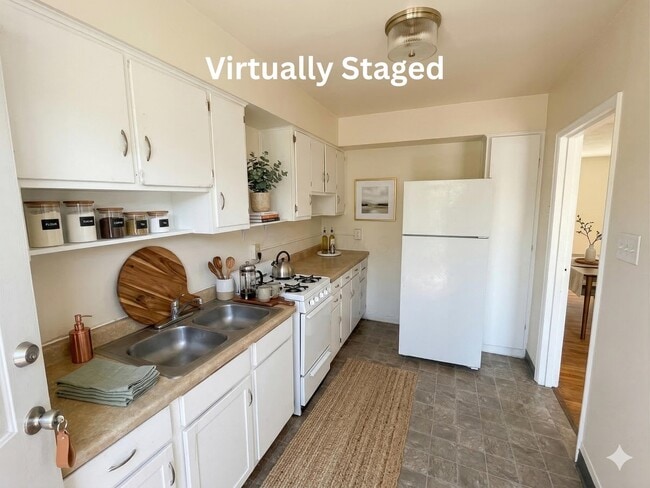 Building Photo - 73 N Hampton Rd Unit B