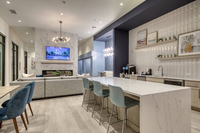 The Pointe at Davis Creek