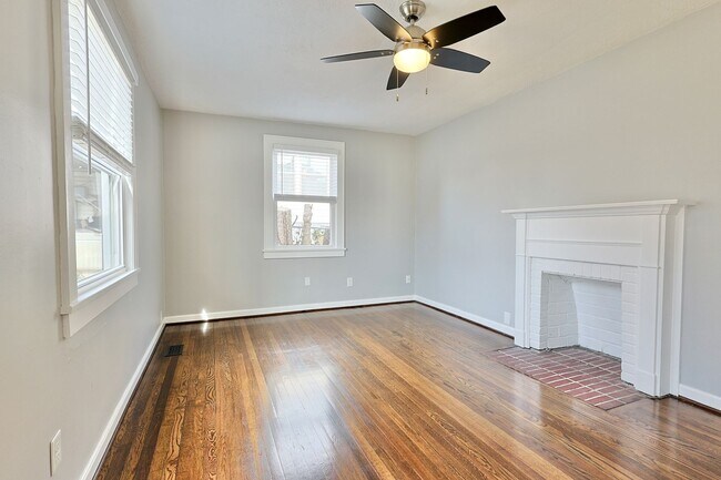 Photo - 1618 Mall St NW