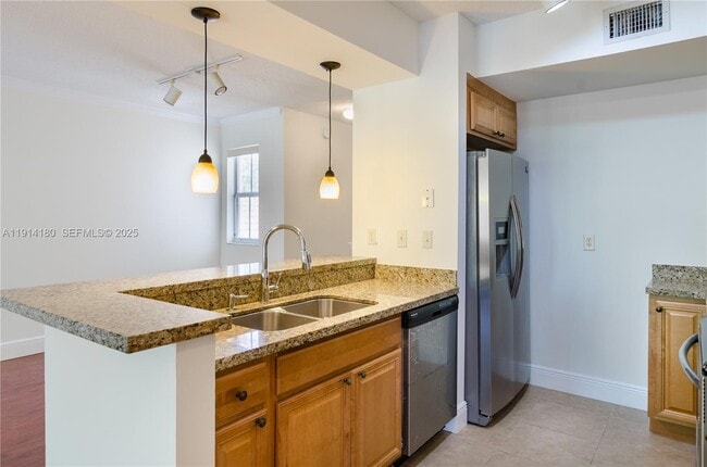 Photo - 2458 Centergate Dr Unit 202