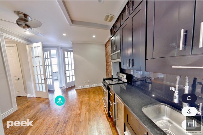 Building Photo - East 35th Street