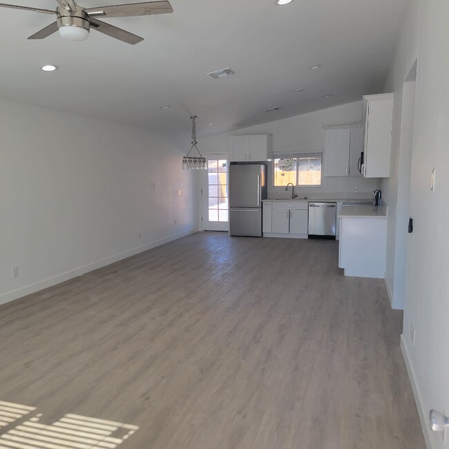 Photo - 3614 W Taylor St