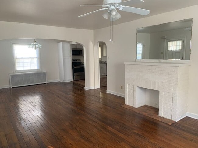 Photo - Newly Renovated 3 bedroom, 2.5 bath home