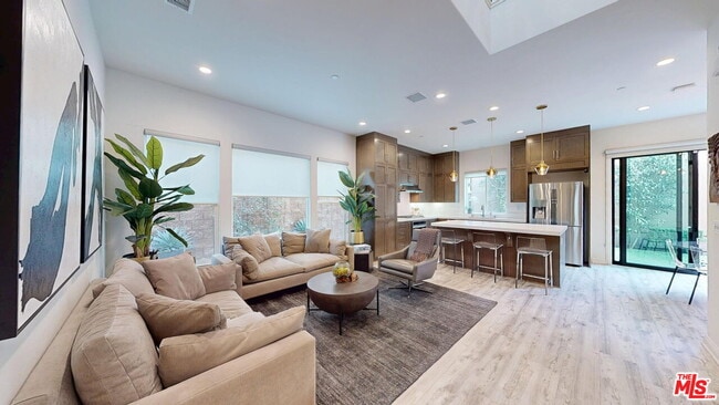 Photo - 20607 W Chestnut Cir