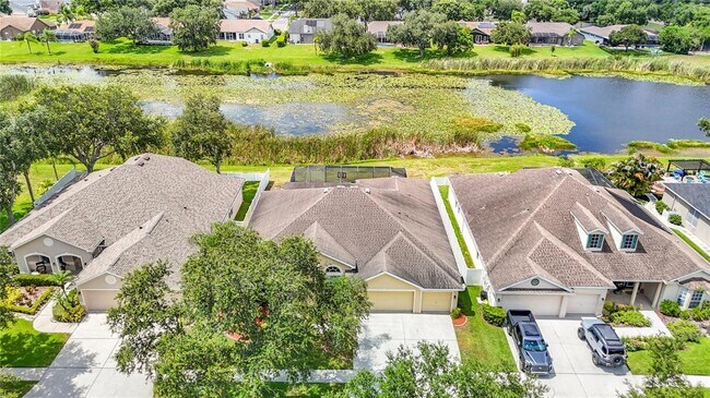 8511 Northton Groves Blvd