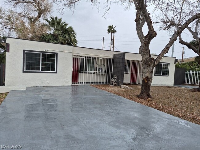 Photo - 364 N 13th St Unidad 364 N. 13th St.