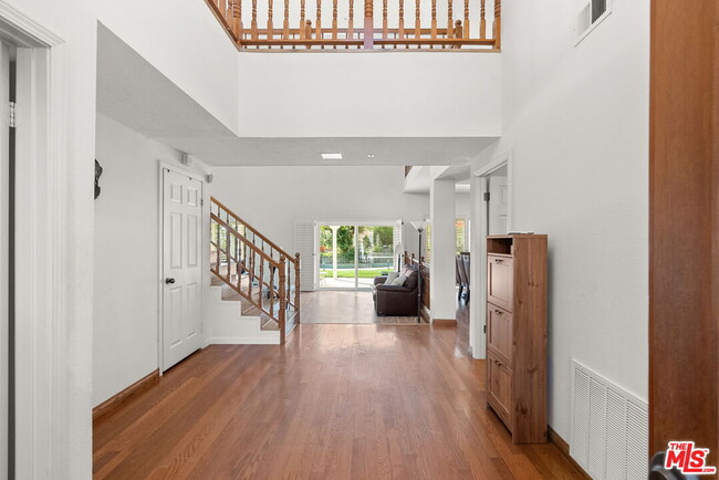 Photo - 17672 Bryan Pl