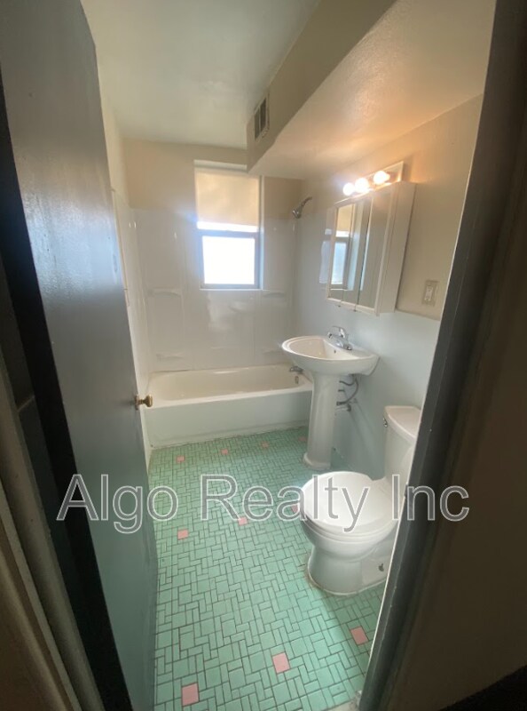 Photo - 2419 Plymouth Ave N