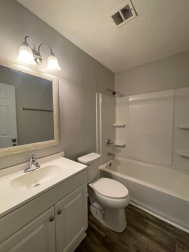 Photo - 131 Wall St Unit 107