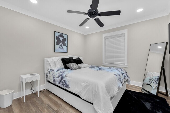 Photo - Furnished Duplex - Unit A