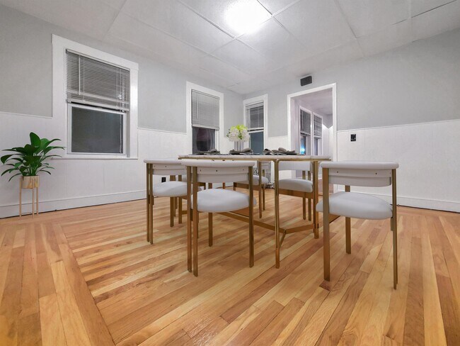 Photo - 173 Trenton St