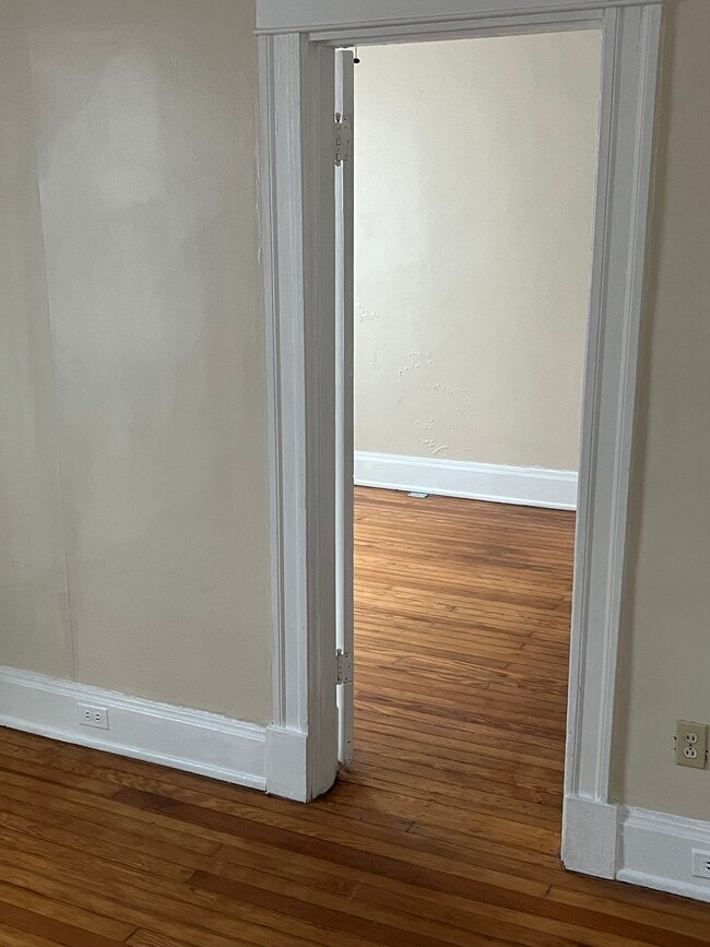 Photo - 3740 Edwards Rd Unit 2