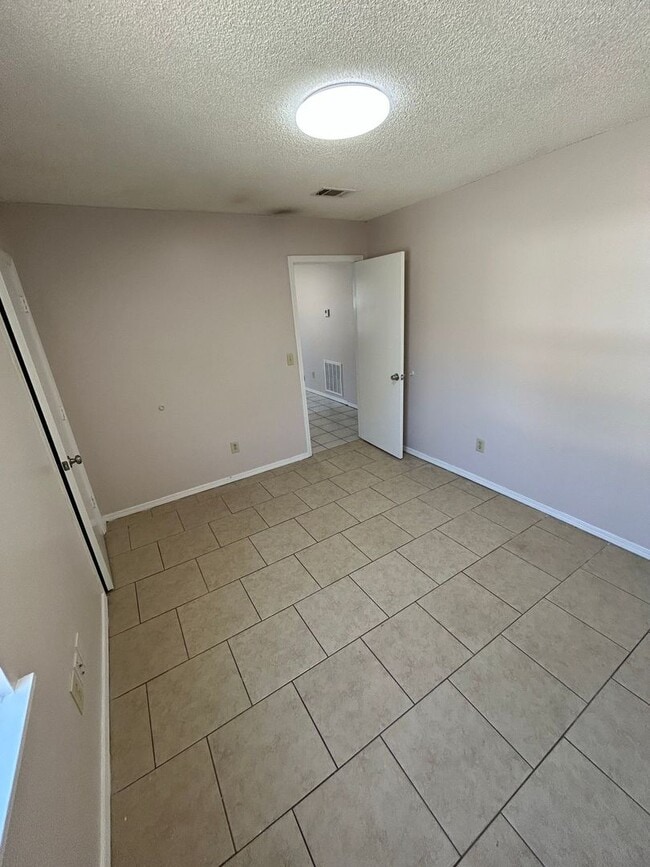 Photo - Carrollton City Apartment!