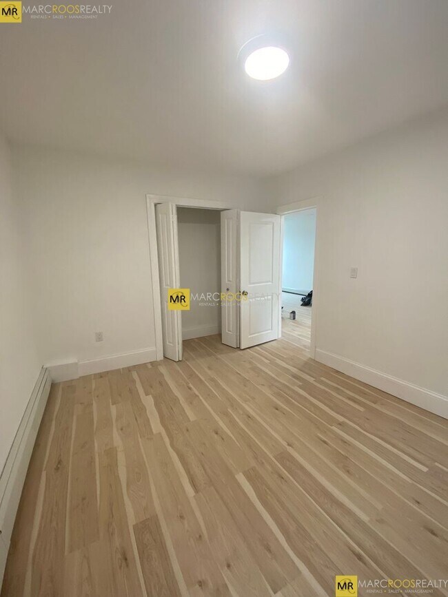 Photo - 113 Orleans St