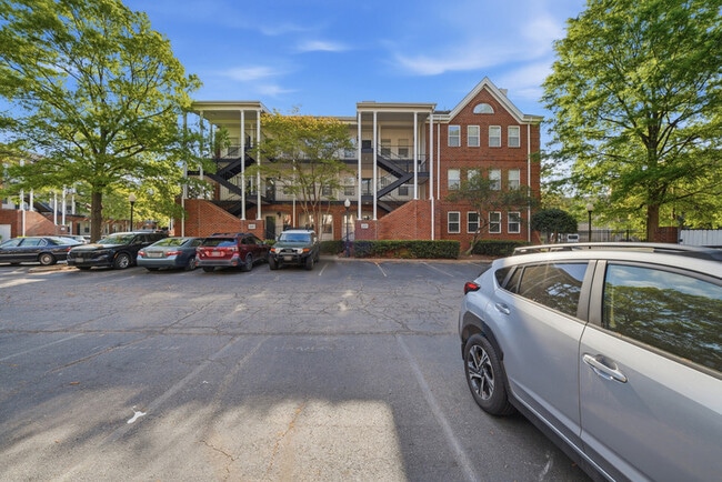 Photo - 205 Westover Ave Unit Apt 203