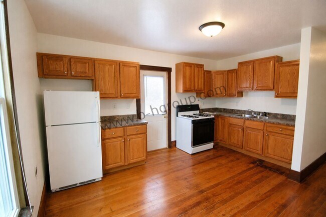Photo - 6416 23rd Ave Unit Upper