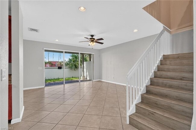 7032 Ambrosia Ln