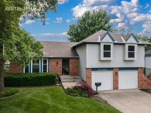 Photo - 9305 W 82nd St House