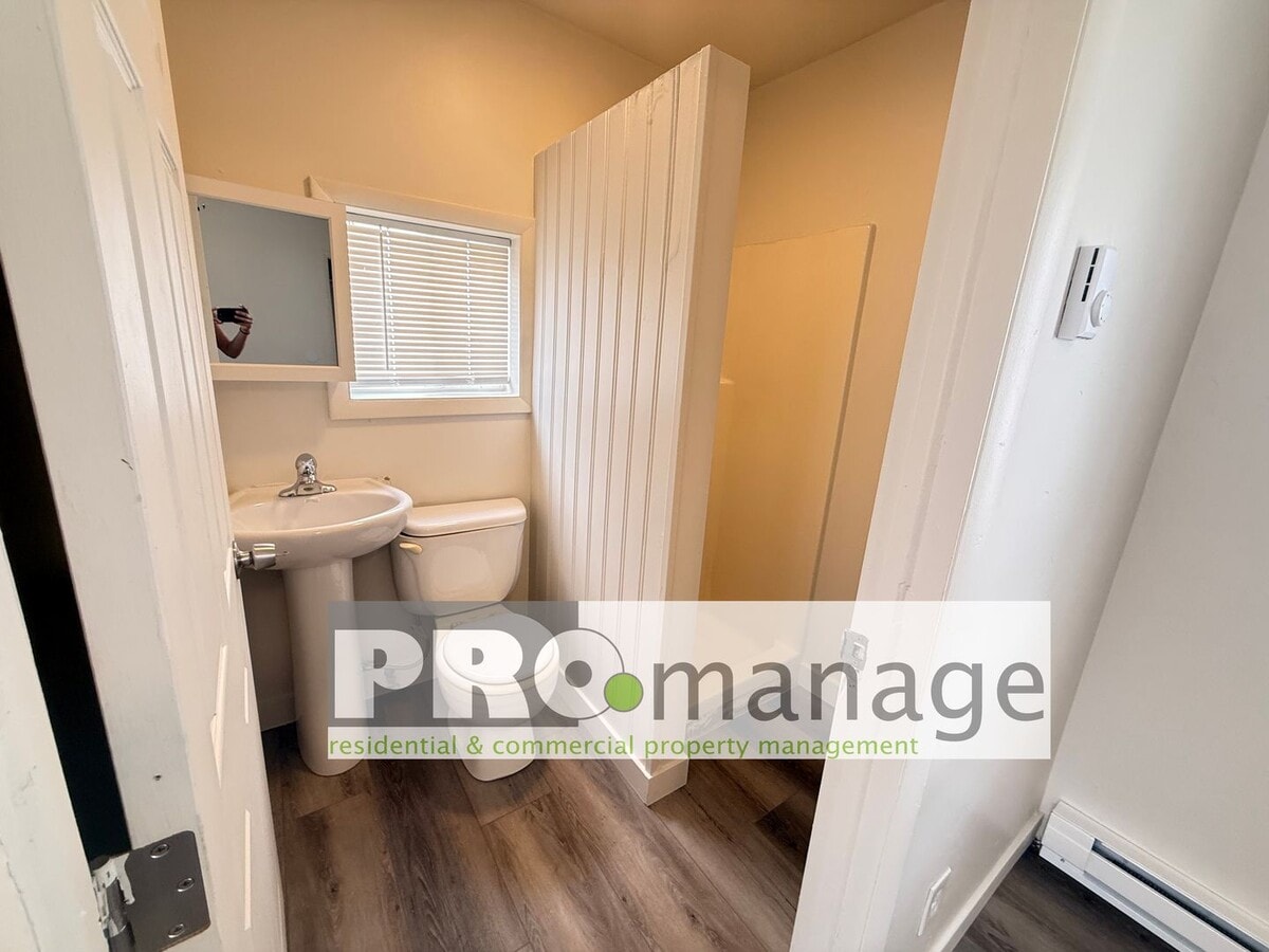 Photo - 126 Whittier St