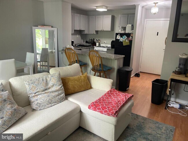 Photo - 950 25th St NW Unit 609-N