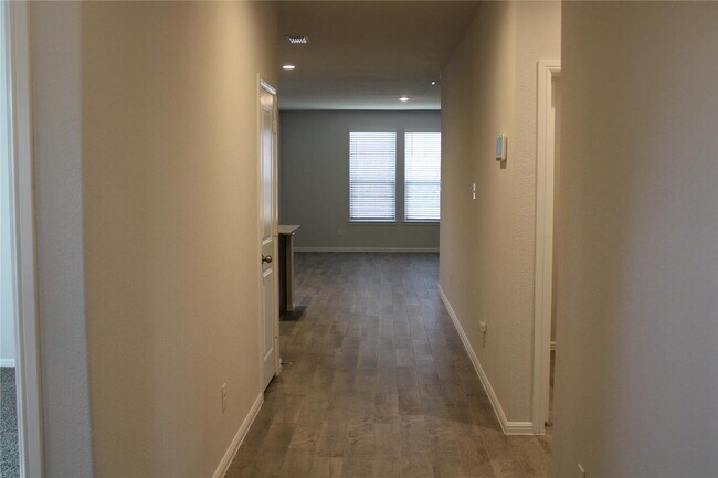 Photo - 769 Beebrush Dr