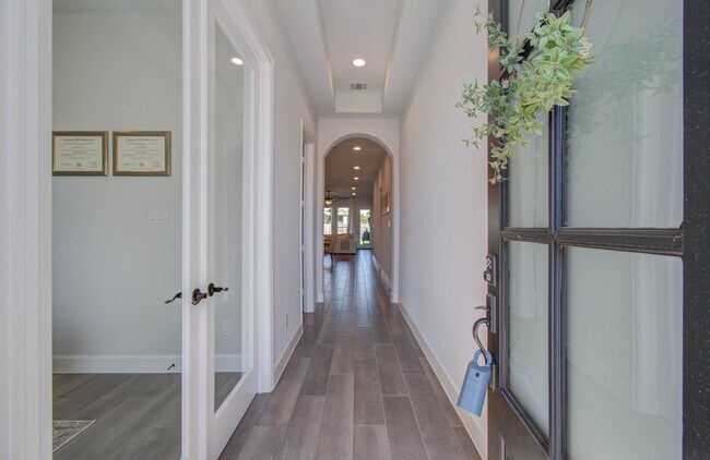 Photo - 20810 Clydesdale Post Rd House