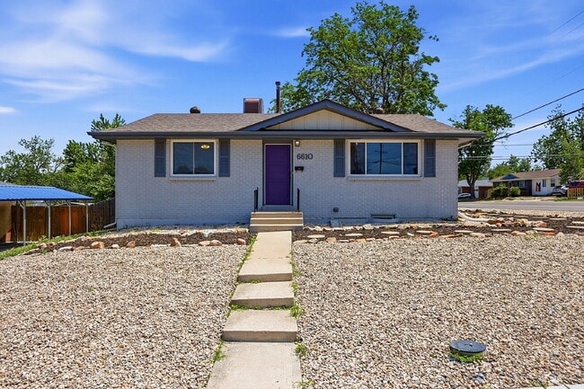 Building Photo - $2,795.95- 4 Bed, 2 Bath Home in Arvada with In-Unit Laundry and Fenced Yard!