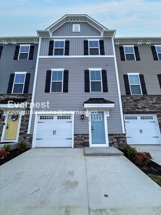 Building Photo - 4539 Chase Ln