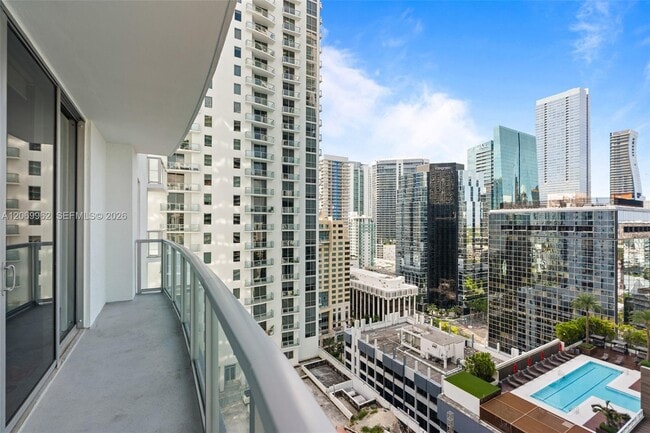 Photo - 1050 Brickell Ave Unidad 2112