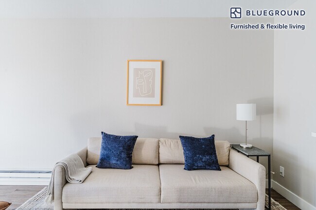 Photo - 1 Bayside Village Pl Unidad FL4-ID1808