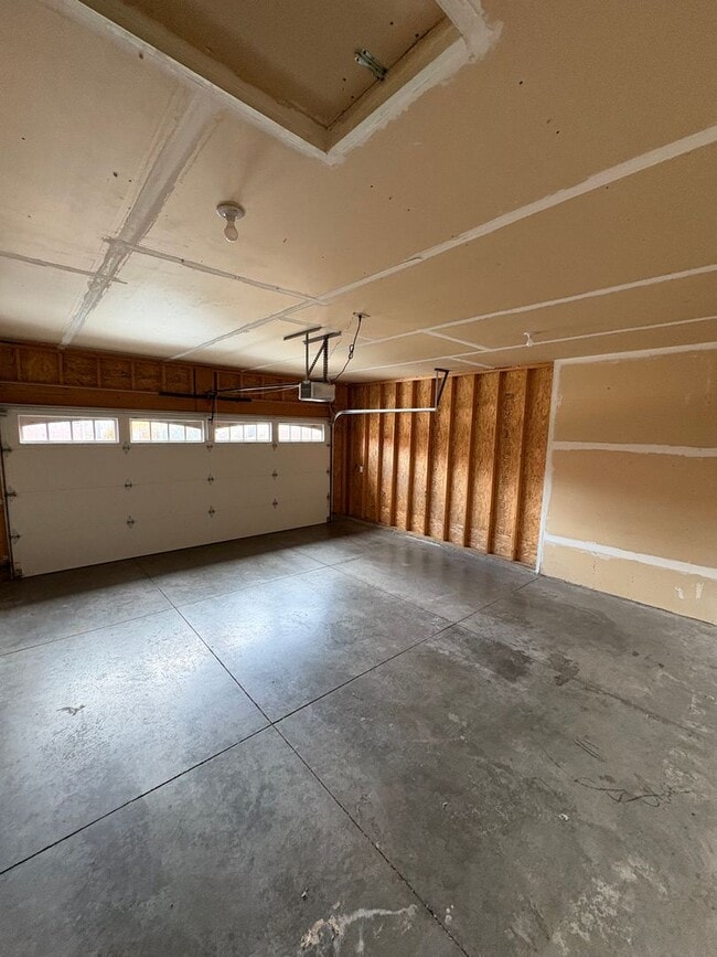 Photo - 588 Blue Karner Dr