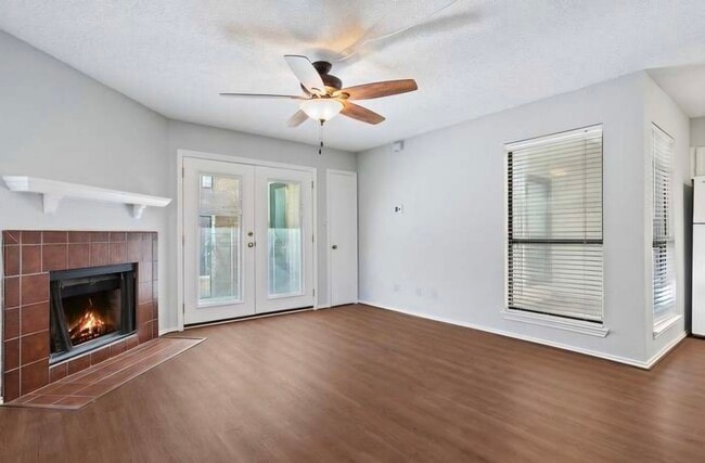 Photo - 2311 Balsam Dr Unit H103