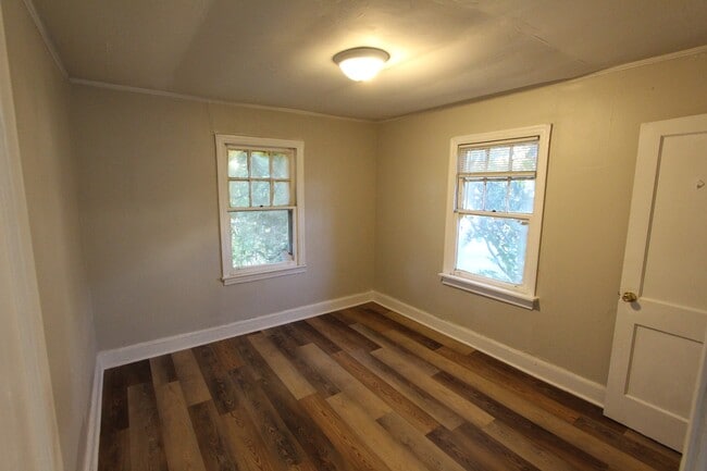 Photo - 234 1/2 Saluda St