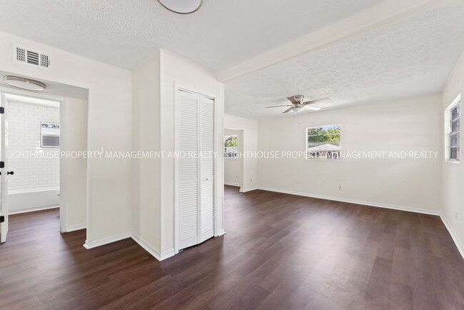 Photo - Updated 2 Bedroom Home Near Naval Station Mayport