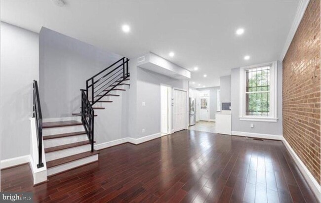 Photo - 3633 11th St NW