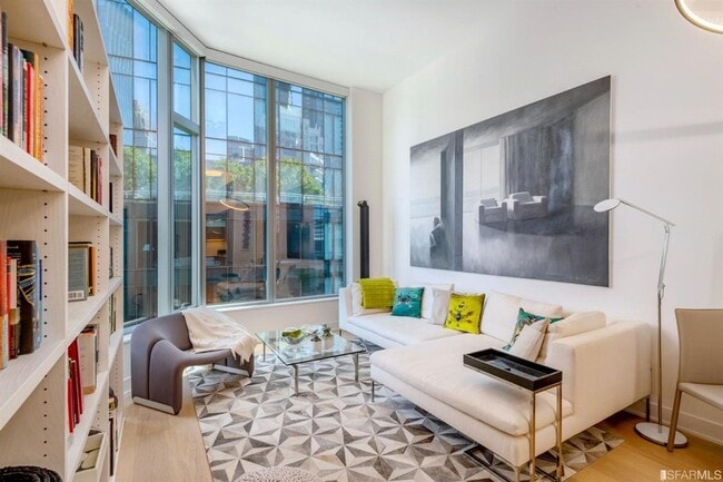 Photo - Fantastic Penthouse w/ Balcony and one car valet - 1BR/1 Office/1.5BA - Lumina / SOMA