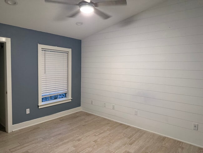 Photo - 1307 Lighthouse Rd