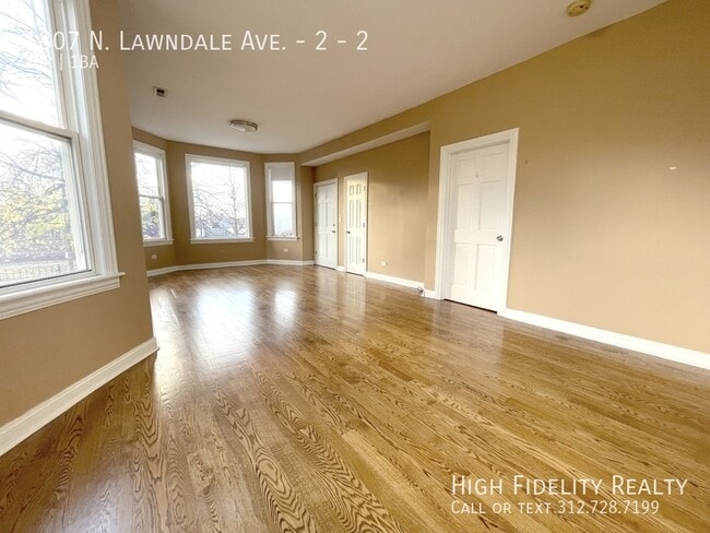Photo - 1807 N Lawndale Ave Unit 2