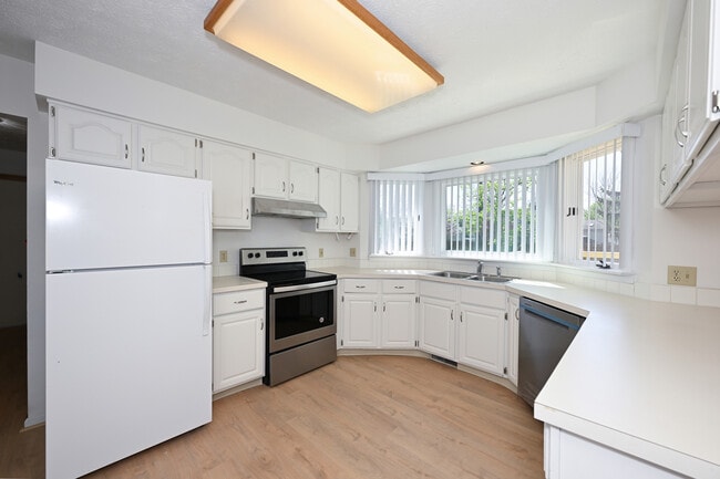 Photo - 4367 Bunker Ln