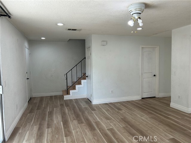 Photo - 511 D St Townhome