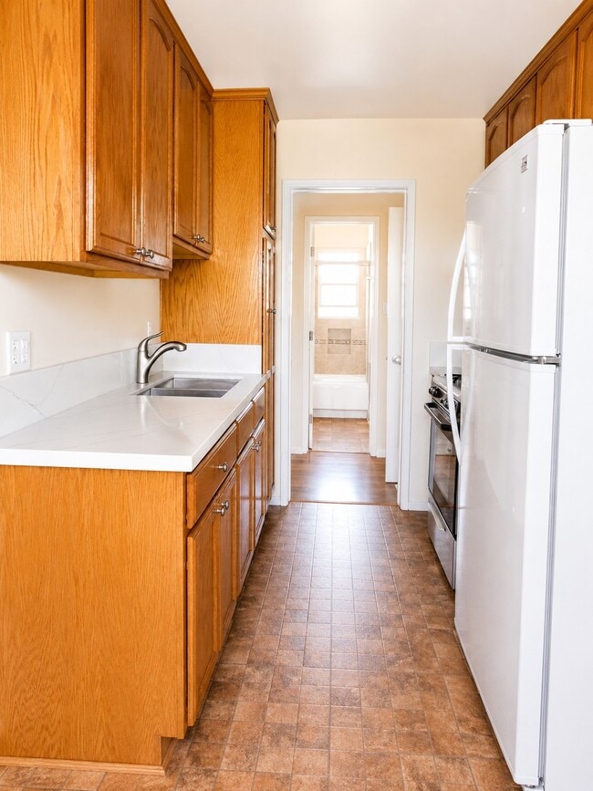 Photo - 11618 Riverside Dr