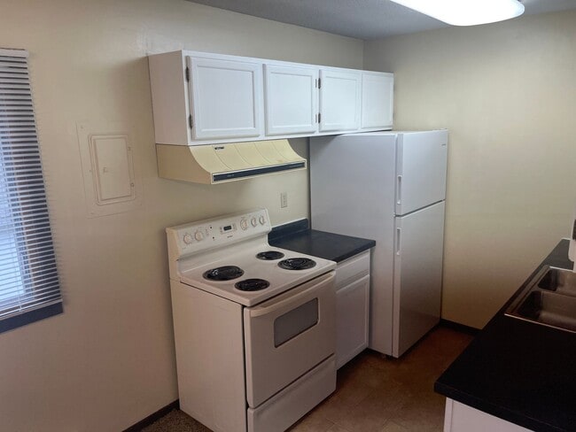 Photo - 2010 Greysolon Rd Unidad Upper