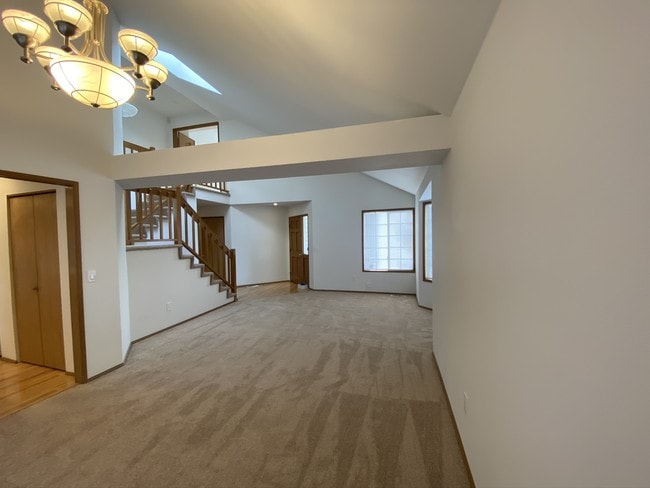 Photo - 648 S 32nd Pl